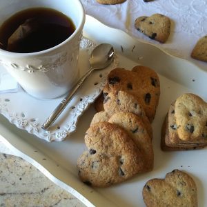 Biscotti cuoricini al cioccolato - Ghiotto e Pastrocchio